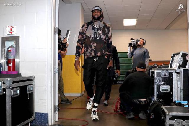 NBA：凯尔特人主场大胜奇才（NBA：凯尔特人主场狂胜奇才）