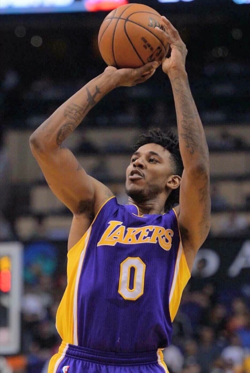 斯卢茨基：遗憾没能将机会转化为进球，对比赛的质量感到满意（斯卢茨基：遗憾未能把机会转化为进球，但对比赛质量满意）