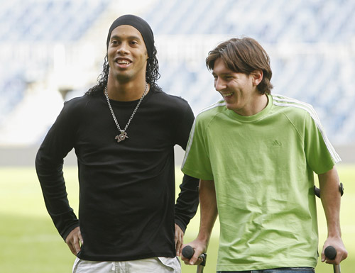 灰熊队战术调整：针对杨瀚森的特殊策略（灰熊队战术升级：为杨瀚森量身打造的应对方案）