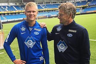 合同明夏到期，格策：我明年34岁了，若还能帮助球队就很积极（明夏合同到期，格策：明年将满34岁，若仍能助队会继续积极投入）