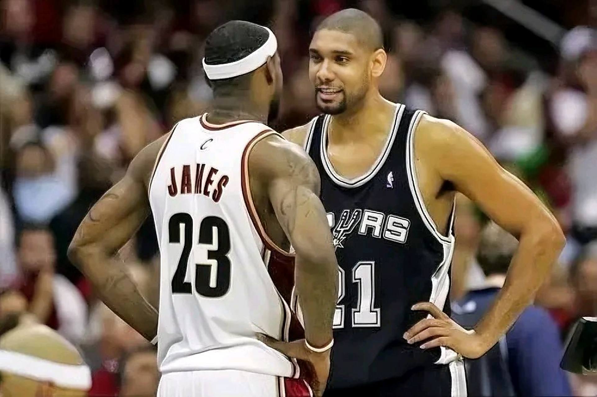 瓦兰展现高效表现，全中7投助力球队（瓦兰手感火热，7投全中助力球队）